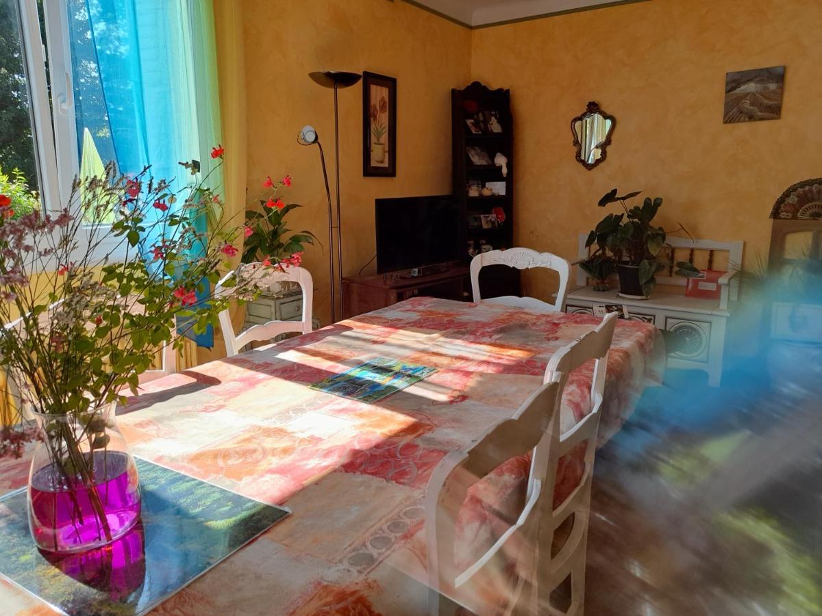 La Petite Maison Bleue *