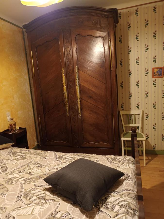 Privatunterkunft La Petite Maison Bleue Jugon-les-Lacs